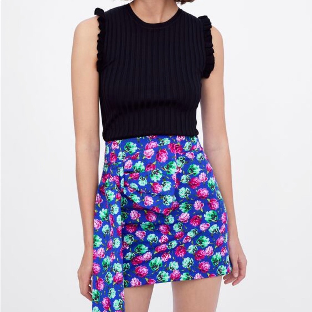 Zara RUFFLED KNIT TOP